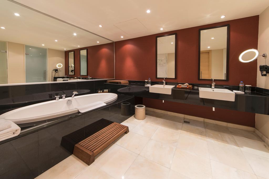 Hotel Grand Swiss Erbil Bagian luar foto