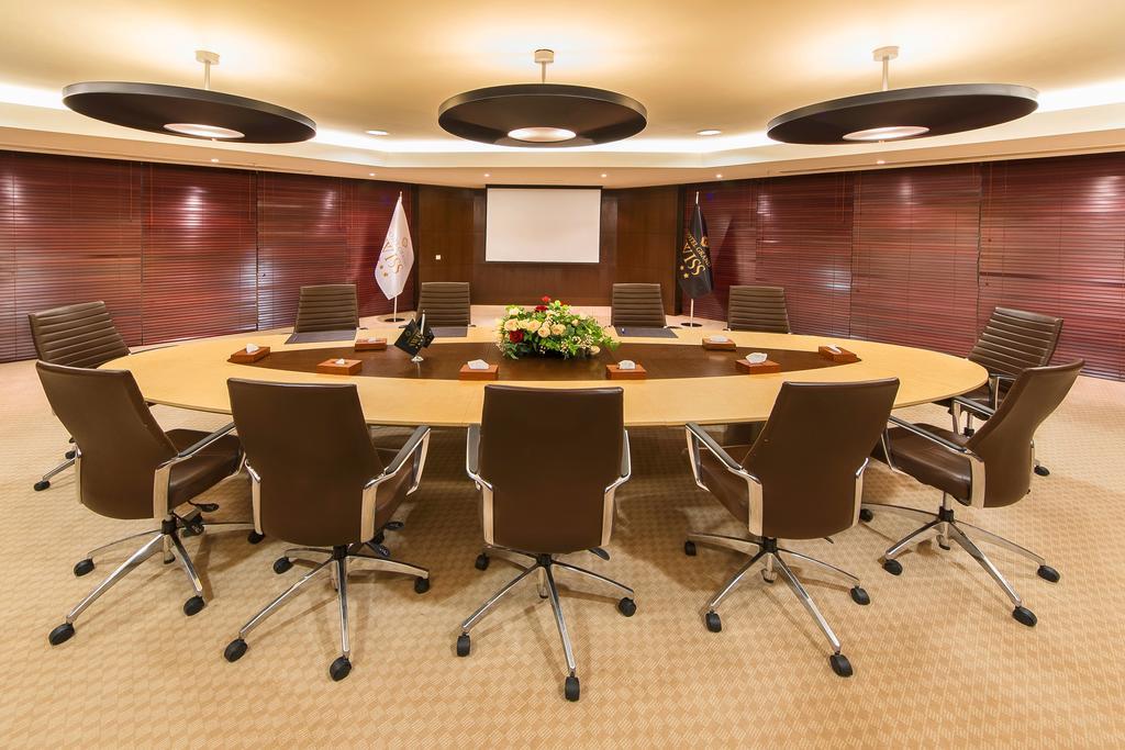 Hotel Grand Swiss Erbil Bagian luar foto